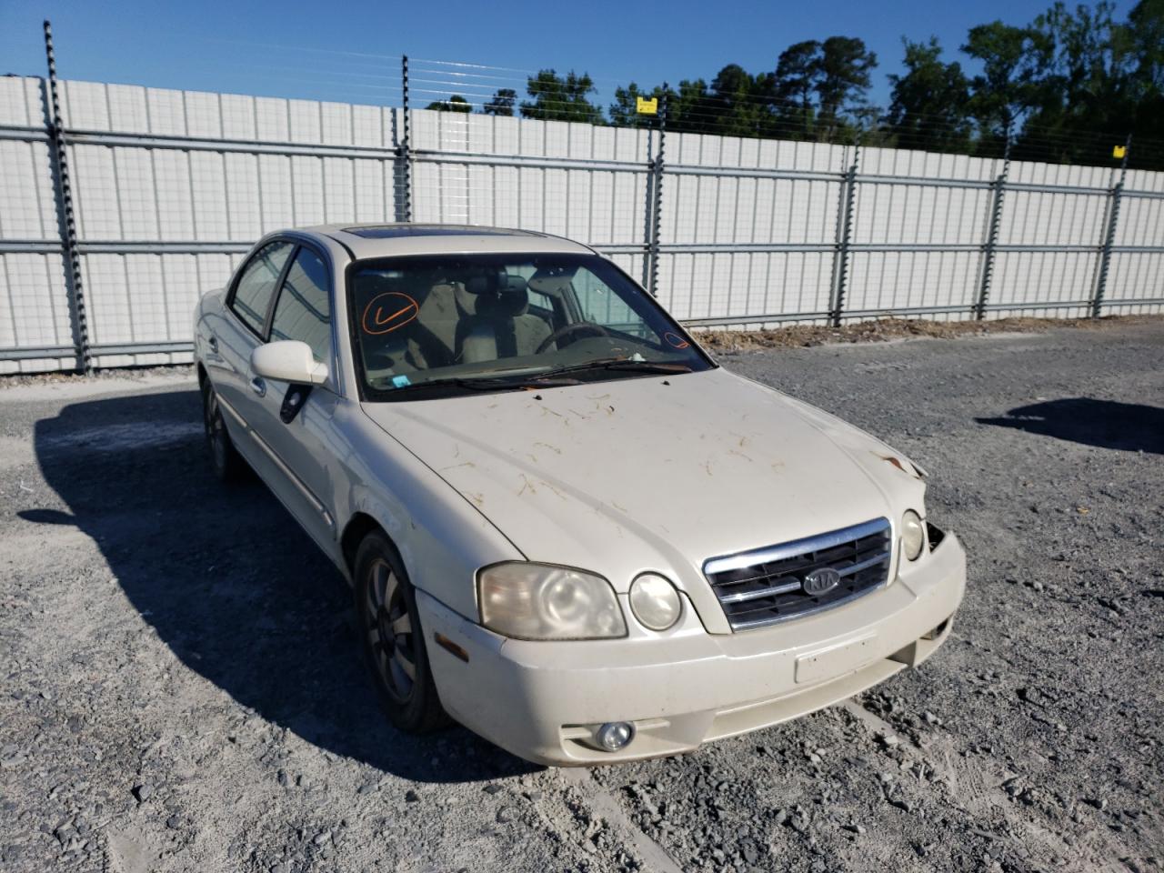 KIA OPTIMA LX 2006 with VIN KNAGD128465442672 - Photo from auction