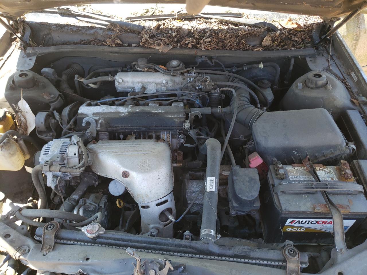 Photo 7 from auction – 2001 TOYOTA CAMRY CE with VIN 4T1BG22K81U091068