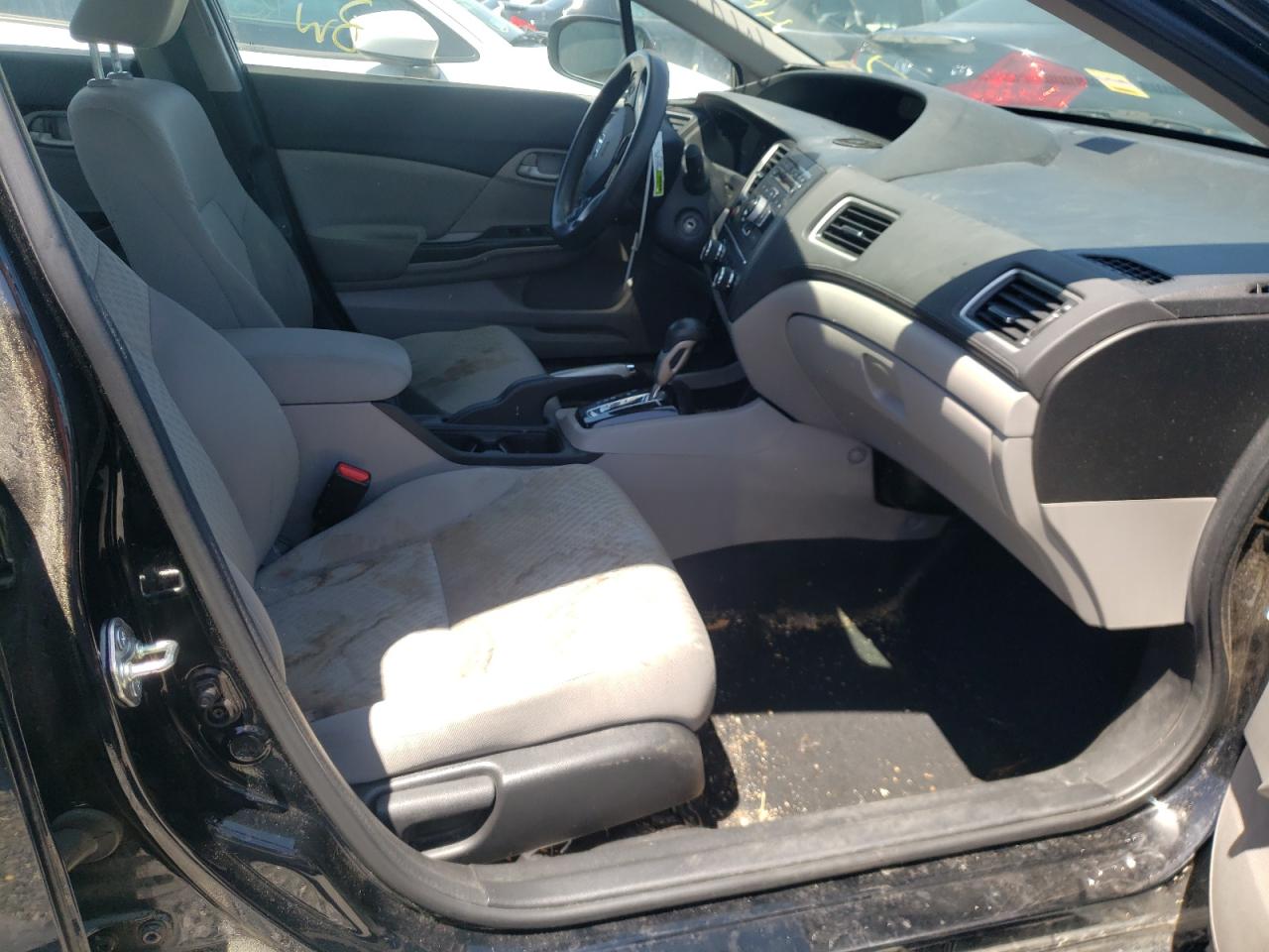 Photo 5 from auction – 2015 HONDA CIVIC LX with VIN 19XFB2F58FE233076