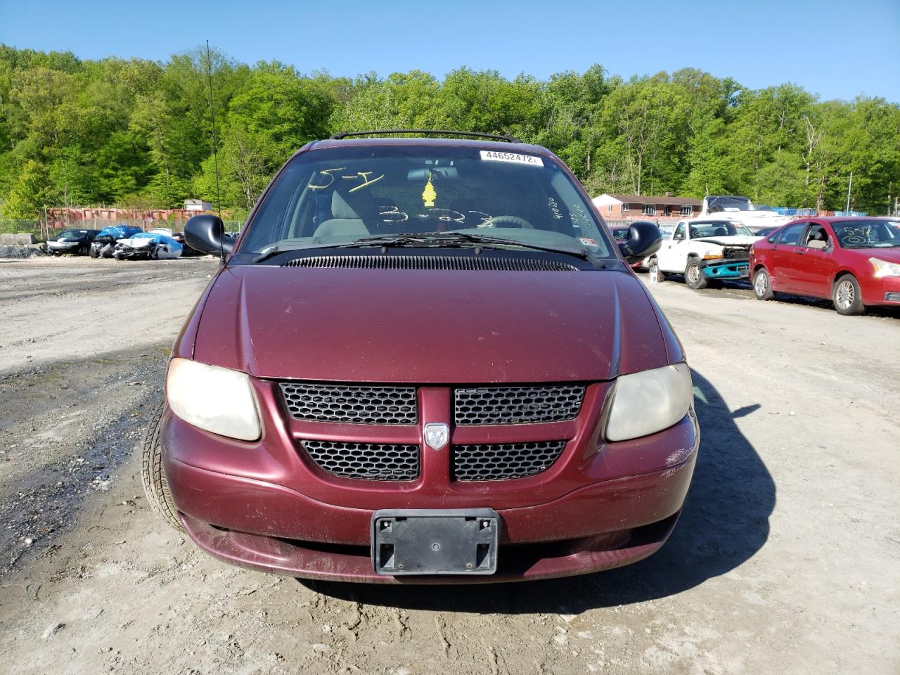 Photo 9 from auction – 2001 DODGE GRAND CARA with VIN 2B8GP44311R373895