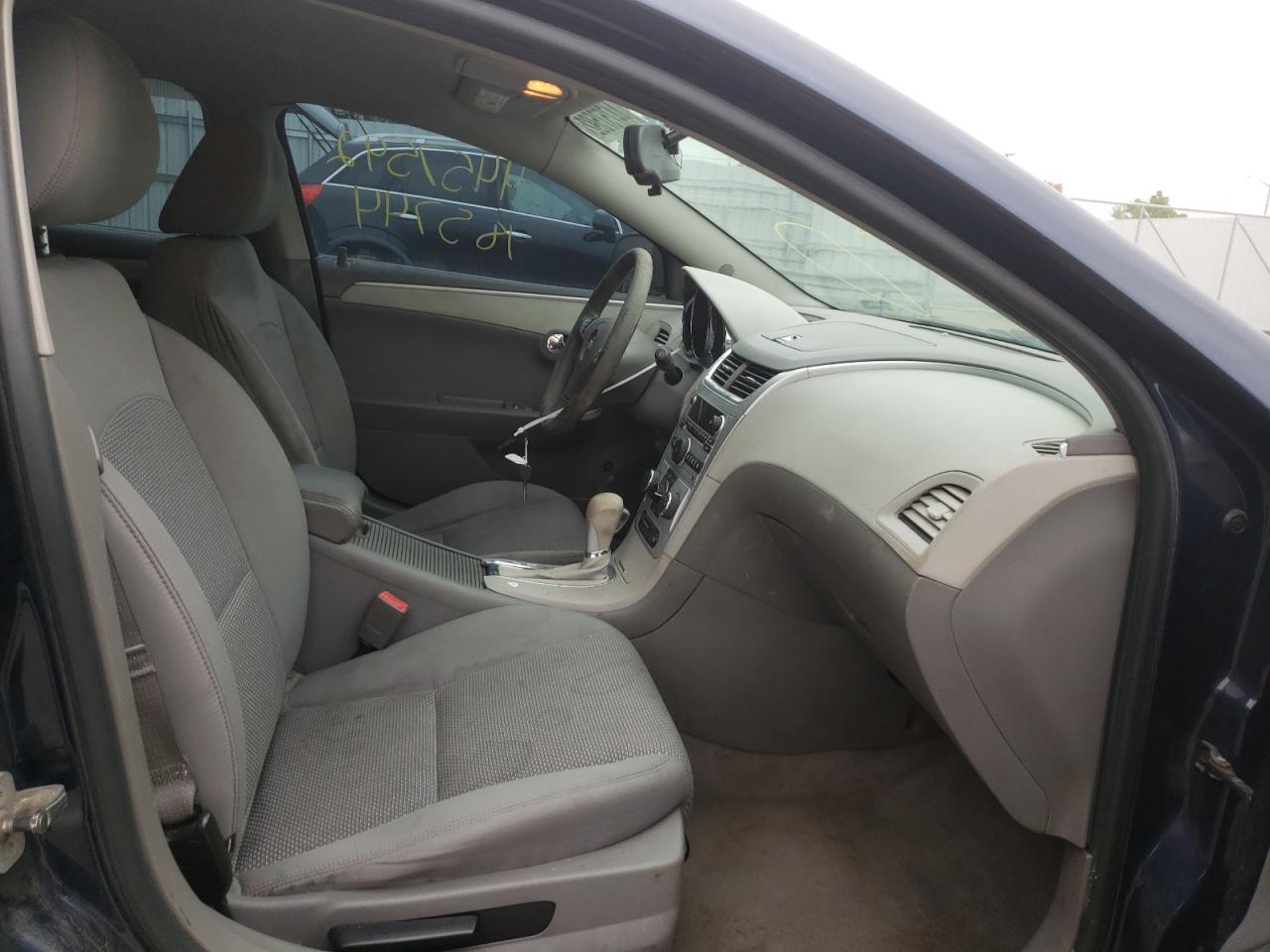 Photo 5 from auction – 2011 CHEVROLET MALIBU LS with VIN 1G1ZB5E10BF227715