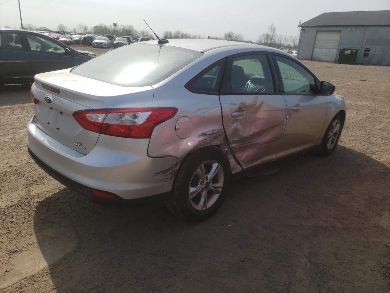 Photo 4 from auction – 2013 FORD FOCUS SE with VIN 1FADP3F27DL338092