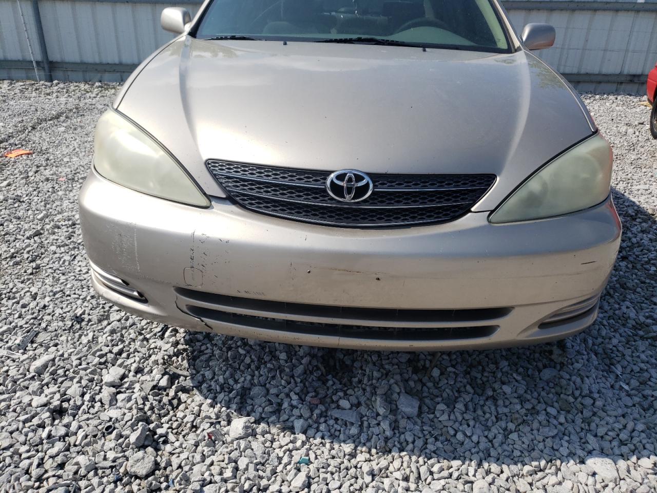 Photo 9 from auction – 2002 TOYOTA CAMRY LE with VIN JTDBF32K020079650