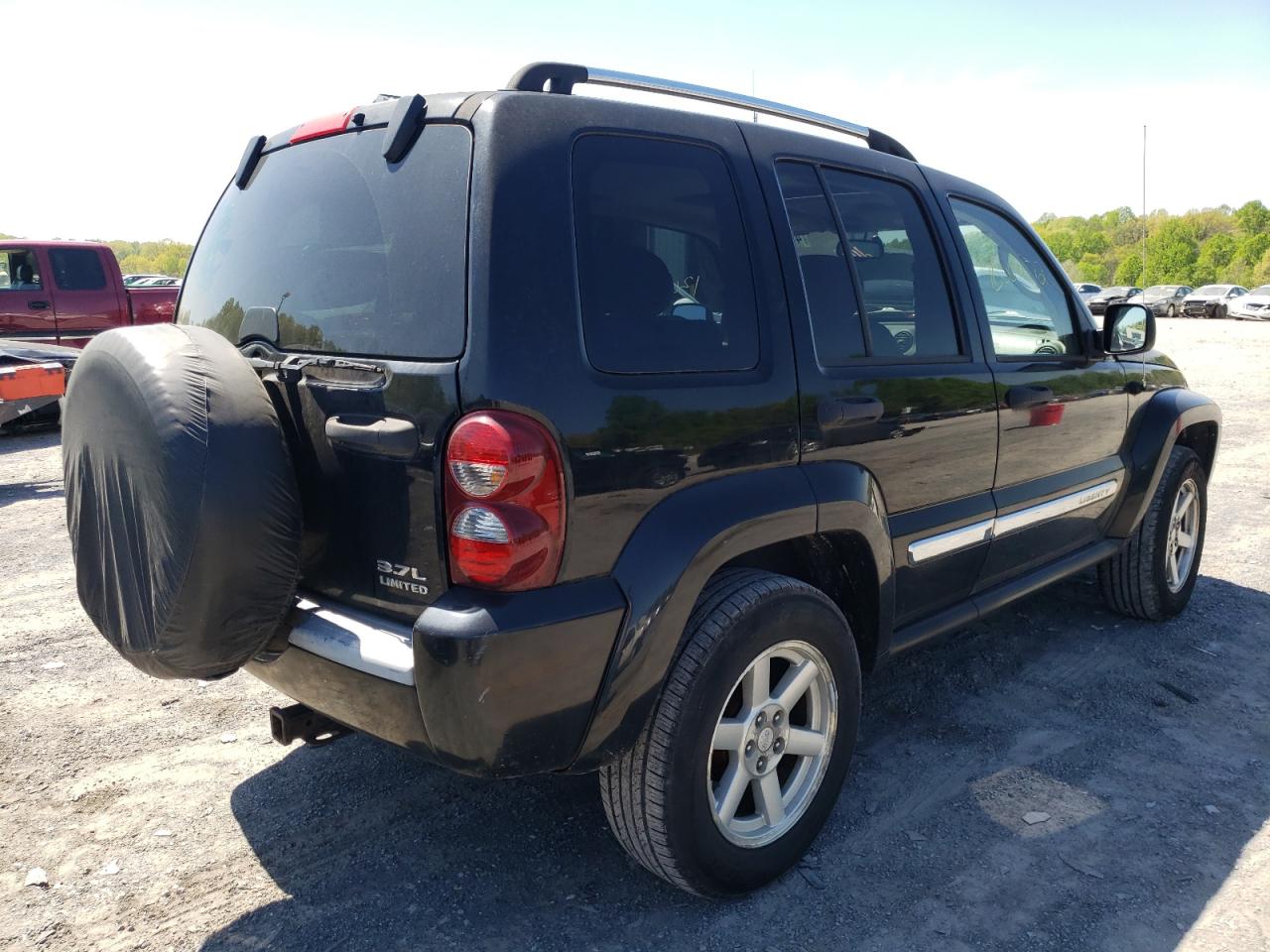Photo 4 from auction – 2005 JEEP LIBERTY LI with VIN 1J4GL58K95W692993