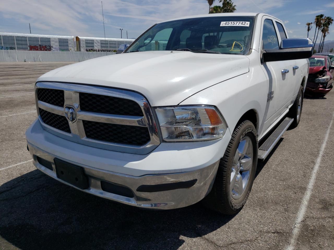 Photo 2 from auction – 2017 RAM 1500 ST with VIN 1C6RR6FG4HS701541