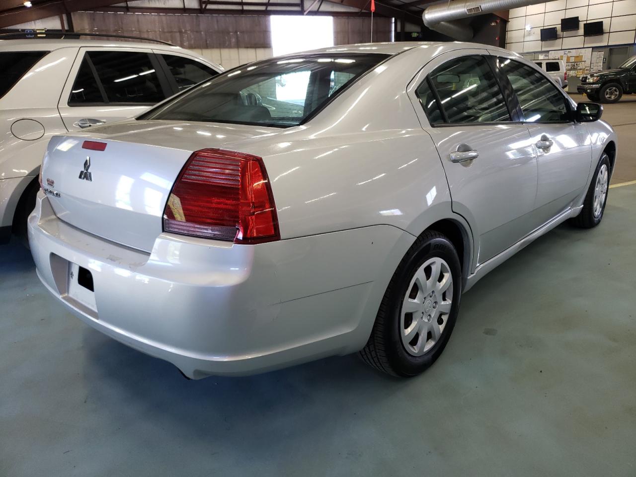 Photo 4 from auction – 2007 MITSUBISHI GALANT ES with VIN 4A3AB36F77E040940