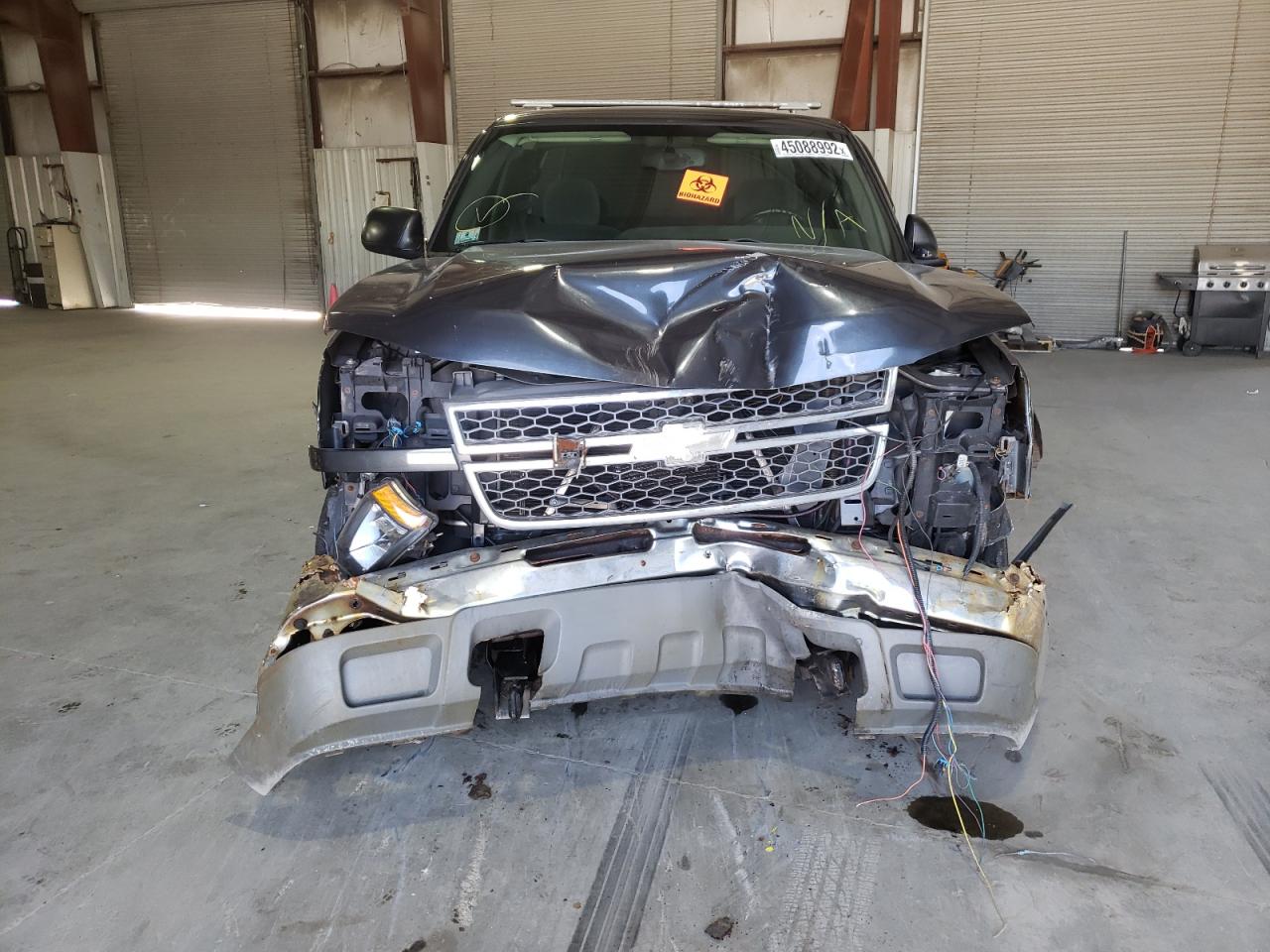 Photo 19 from auction – 2005 CHEVROLET SILVERADO with VIN 1GCHK29U95E288528
