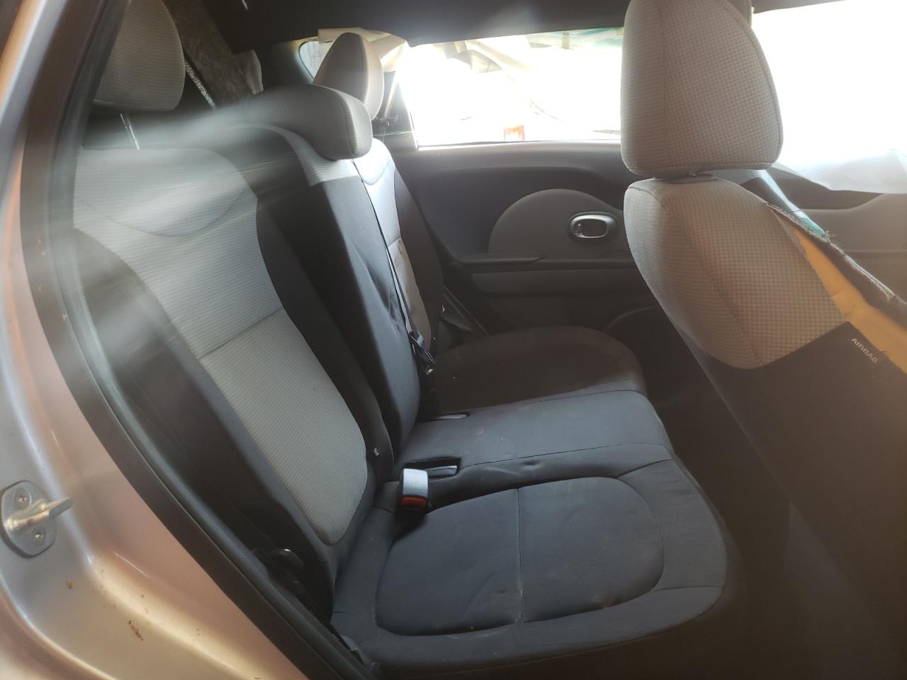 Photo 6 from auction – 2017 KIA SOUL with VIN KNDJN2A27H7421444