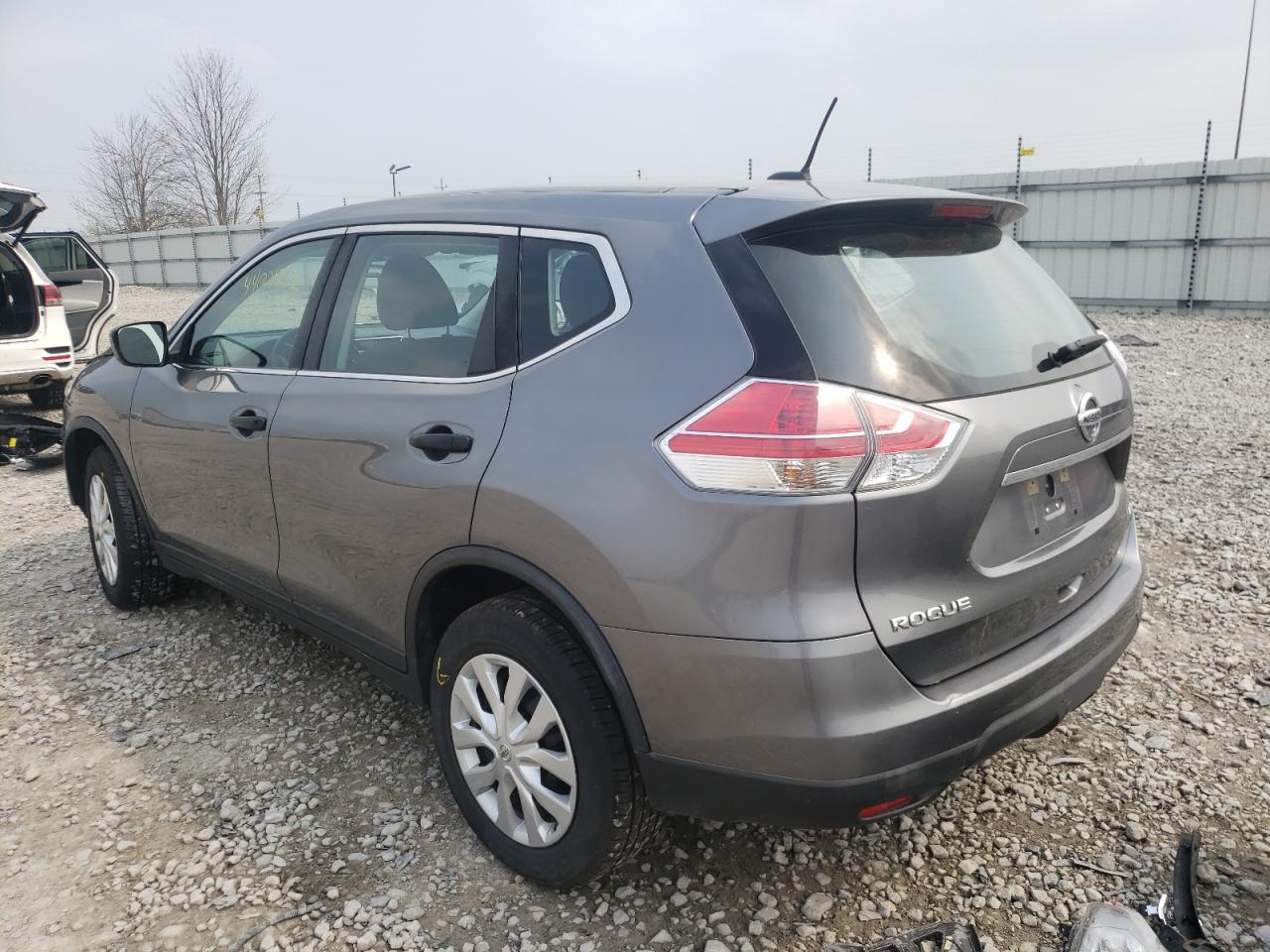 Photo 13 from auction – 2016 NISSAN ROGUE S with VIN KNMAT2MV4GP669645
