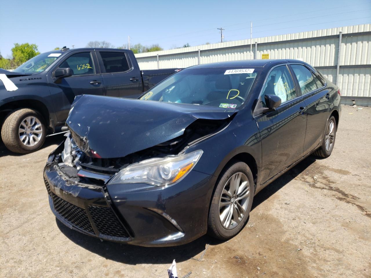 Photo 2 from auction – 2016 TOYOTA CAMRY LE with VIN 4T1BF1FK7GU233720