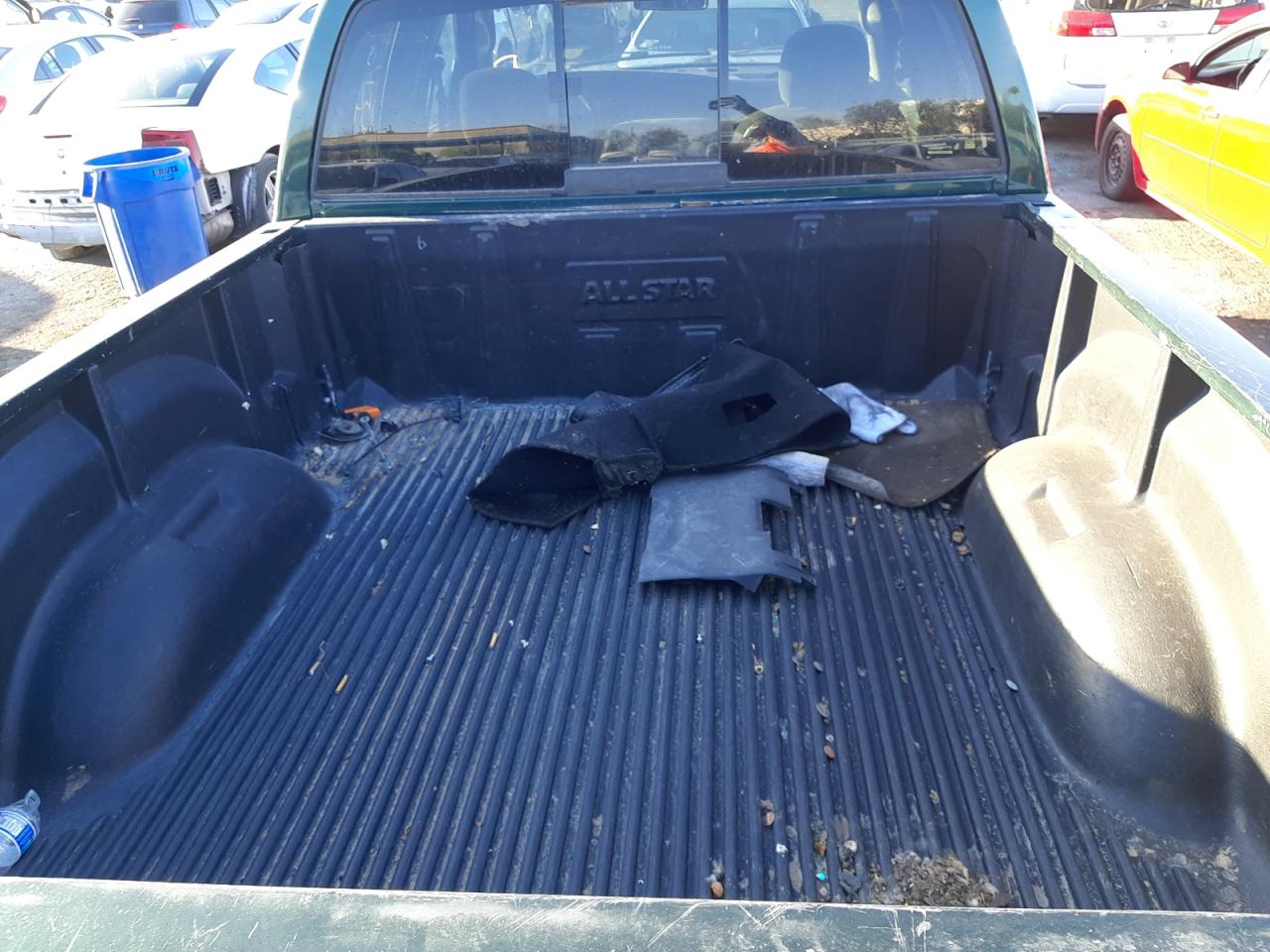 Photo 9 from auction – 2002 DODGE RAM 1500 with VIN 3D7HU18Z52G127119