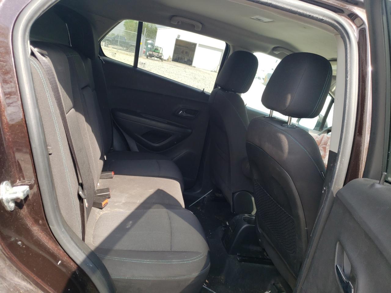 Photo 6 from auction – 2015 CHEVROLET TRAX 1LT with VIN KL7CJLSB2FB084620