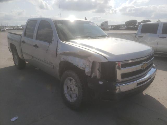 CHEVROLET SILVERADO 2011 with VIN 3GCPKSE33BG263489 - Photo from auction