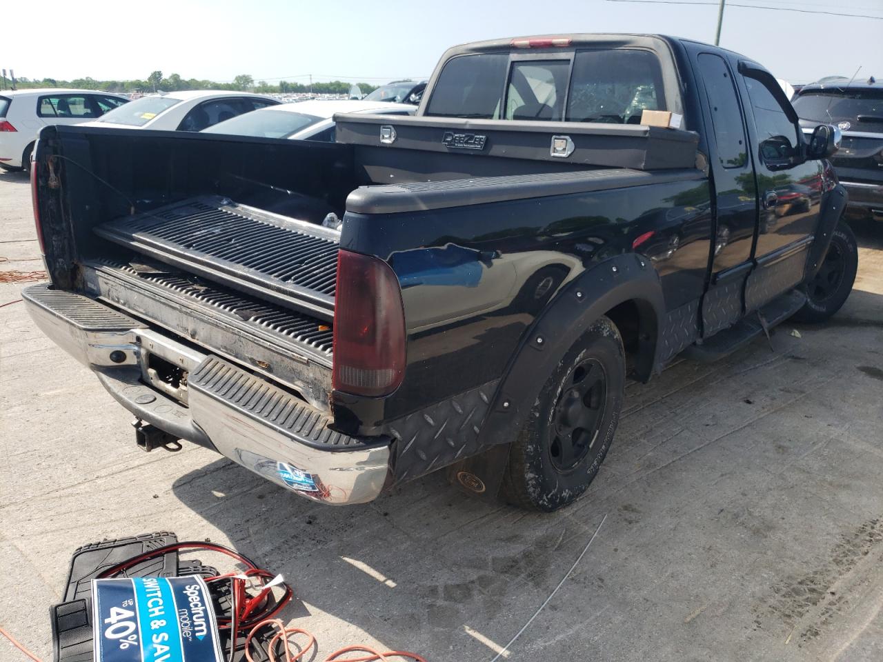 Photo 4 from auction – 2002 FORD F150 with VIN 1FTRX17252NB93817