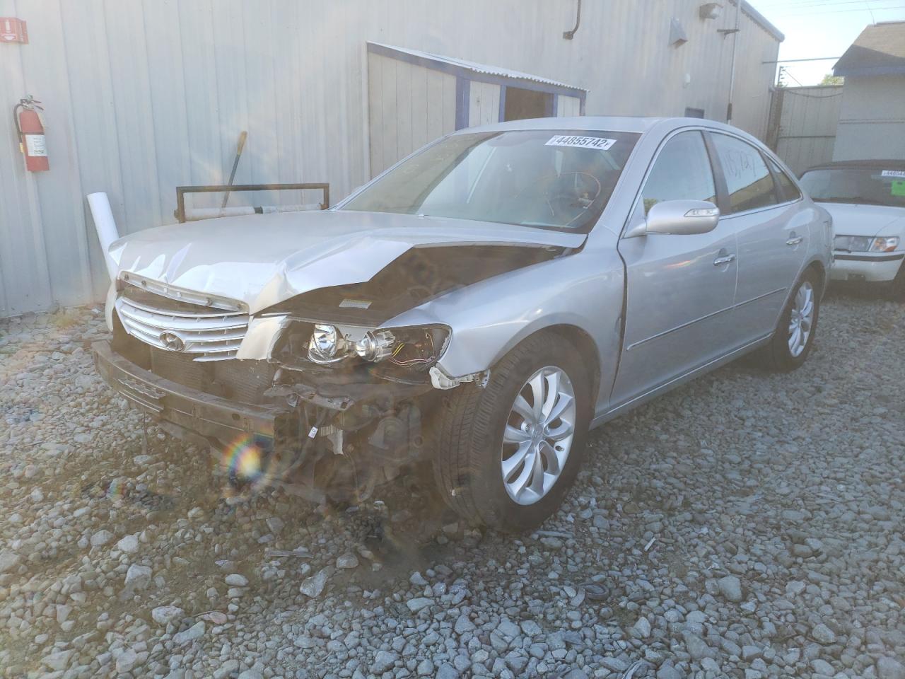 Photo 2 from auction – 2007 HYUNDAI AZERA SE with VIN KMHFC46F17A189102