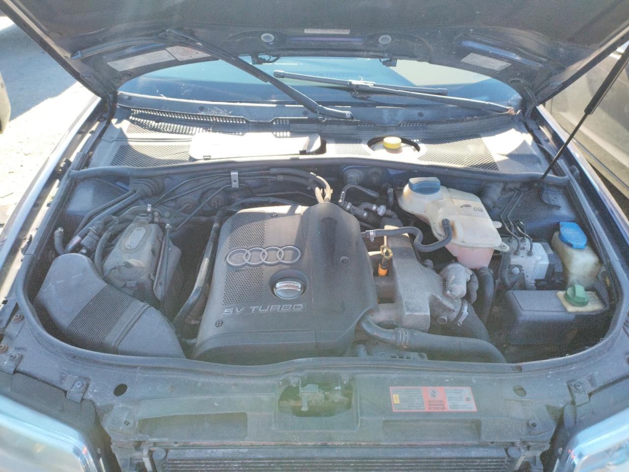 Photo 7 from auction – 2000 AUDI A4 1.8T QU with VIN WAUDC68D1YA170552