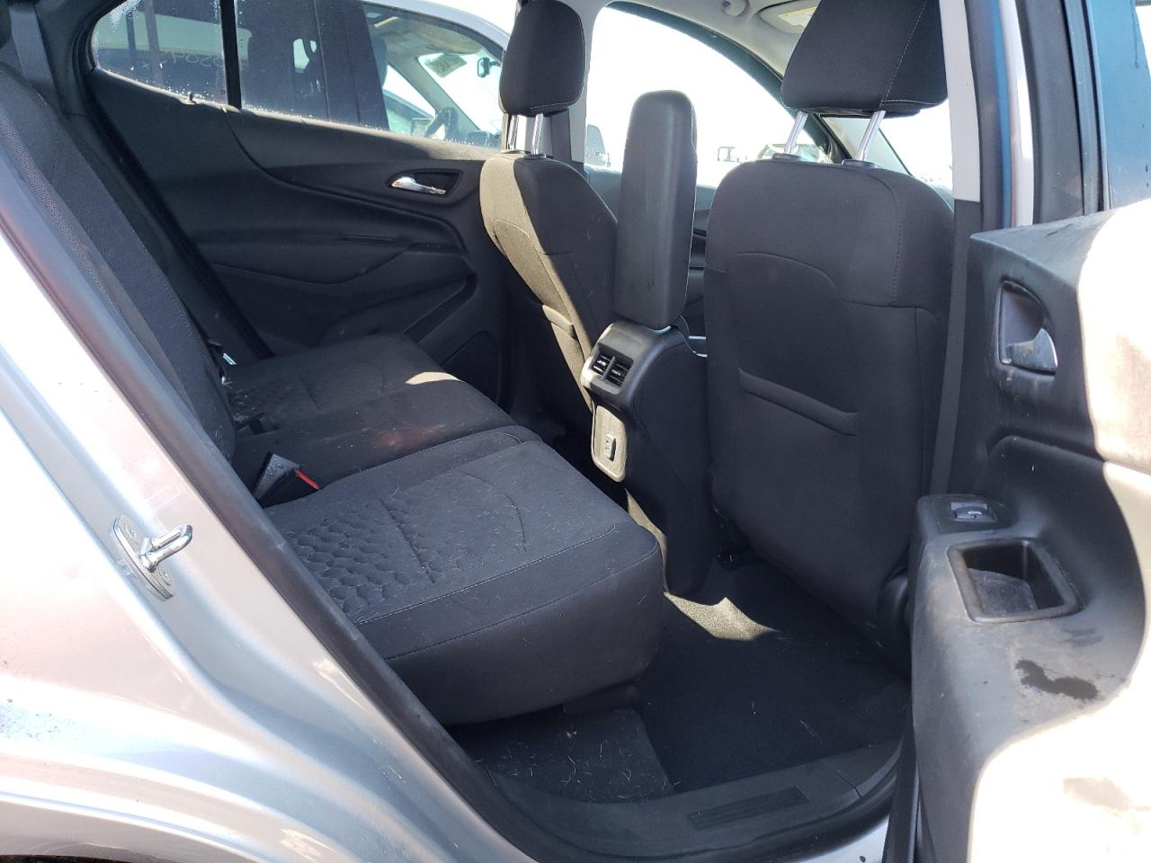 Photo 6 from auction – 2021 CHEVROLET EQUINOX LT with VIN 3GNAXUEV3MS106542
