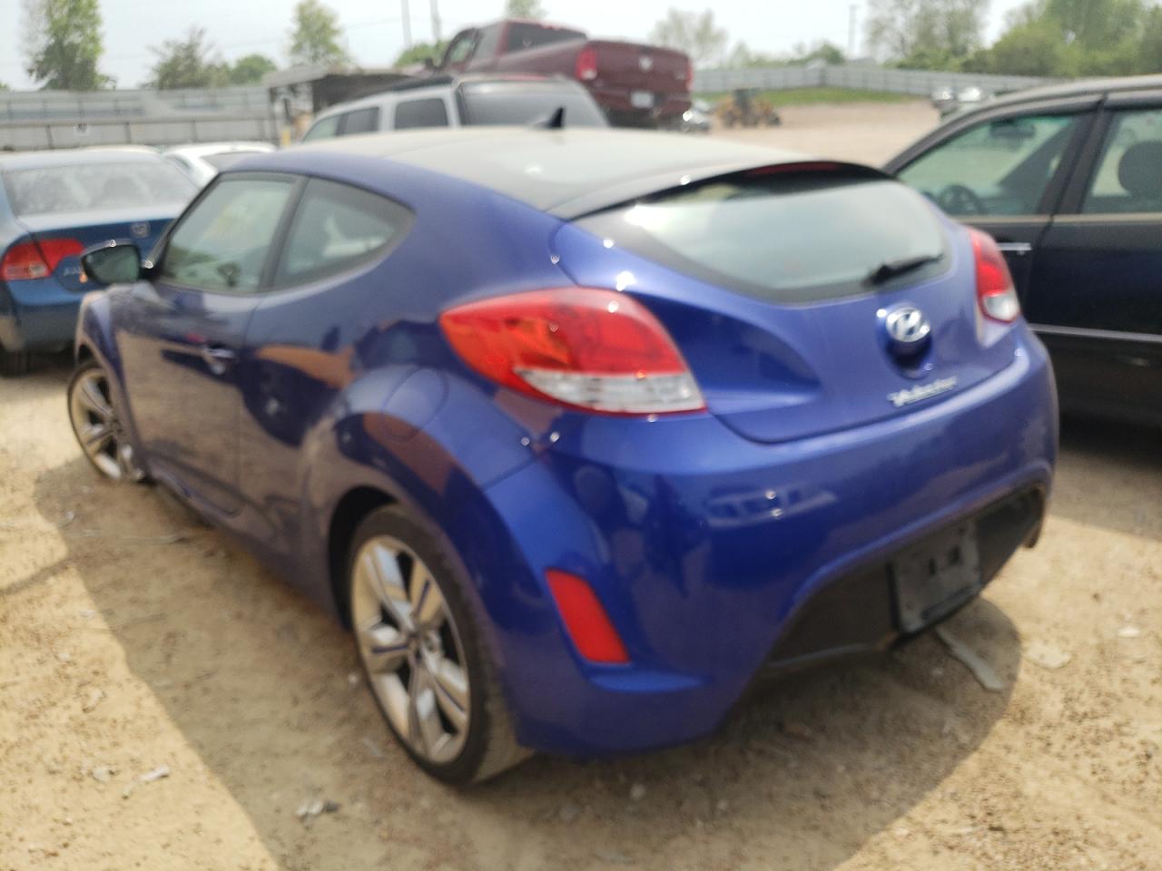Photo 3 from auction – 2015 HYUNDAI VELOSTER with VIN KMHTC6AD0FU221183