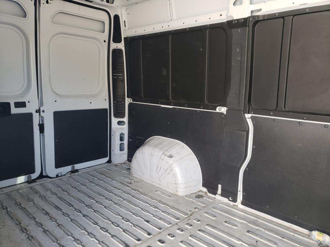 Photo 6 from auction – 2019 RAM PROMASTER with VIN 3C6TRVBG6KE547446
