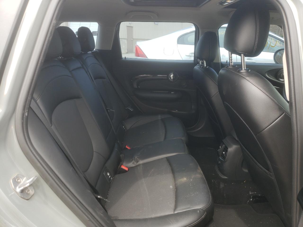 Photo 6 from auction – 2016 MINI COOPER CLU with VIN WMWLN5C53G2E29926