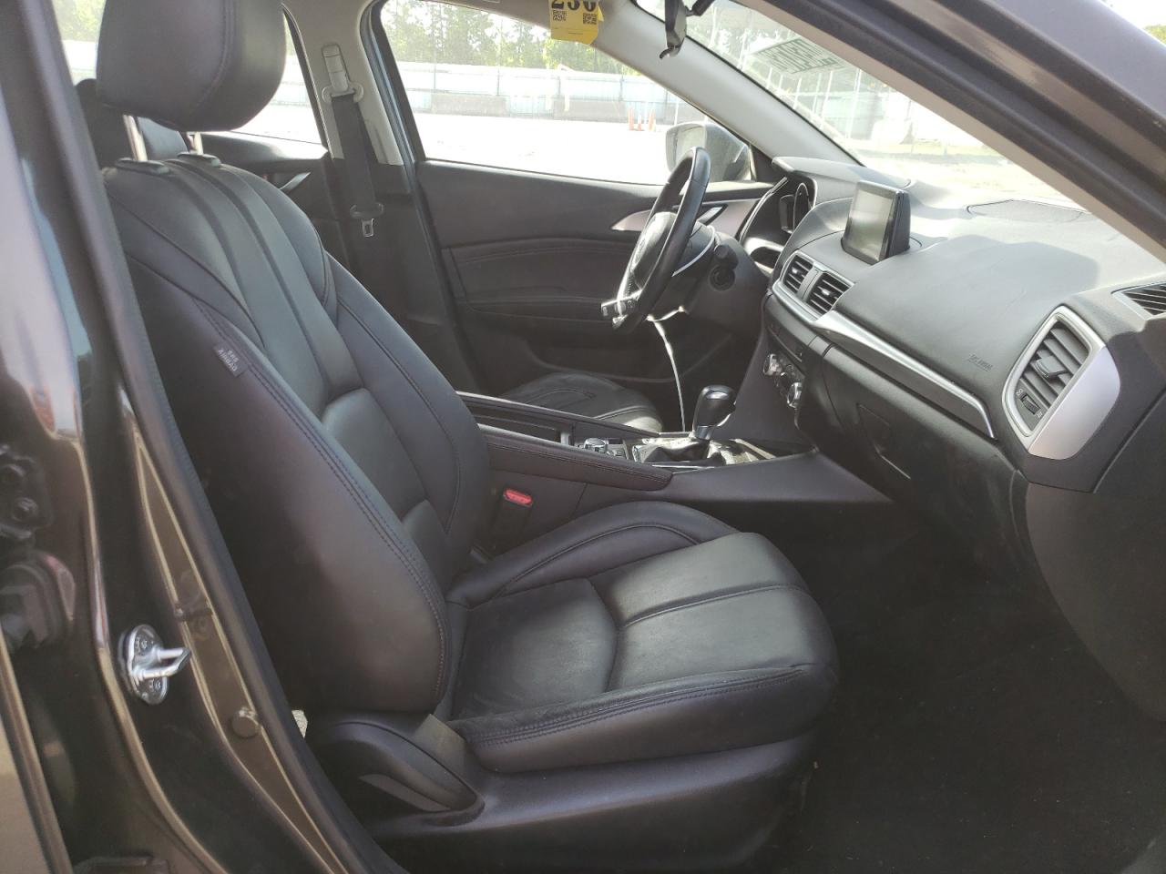 Photo 5 from auction – 2017 MAZDA 3 TOURING with VIN JM1BN1L7XH1100248