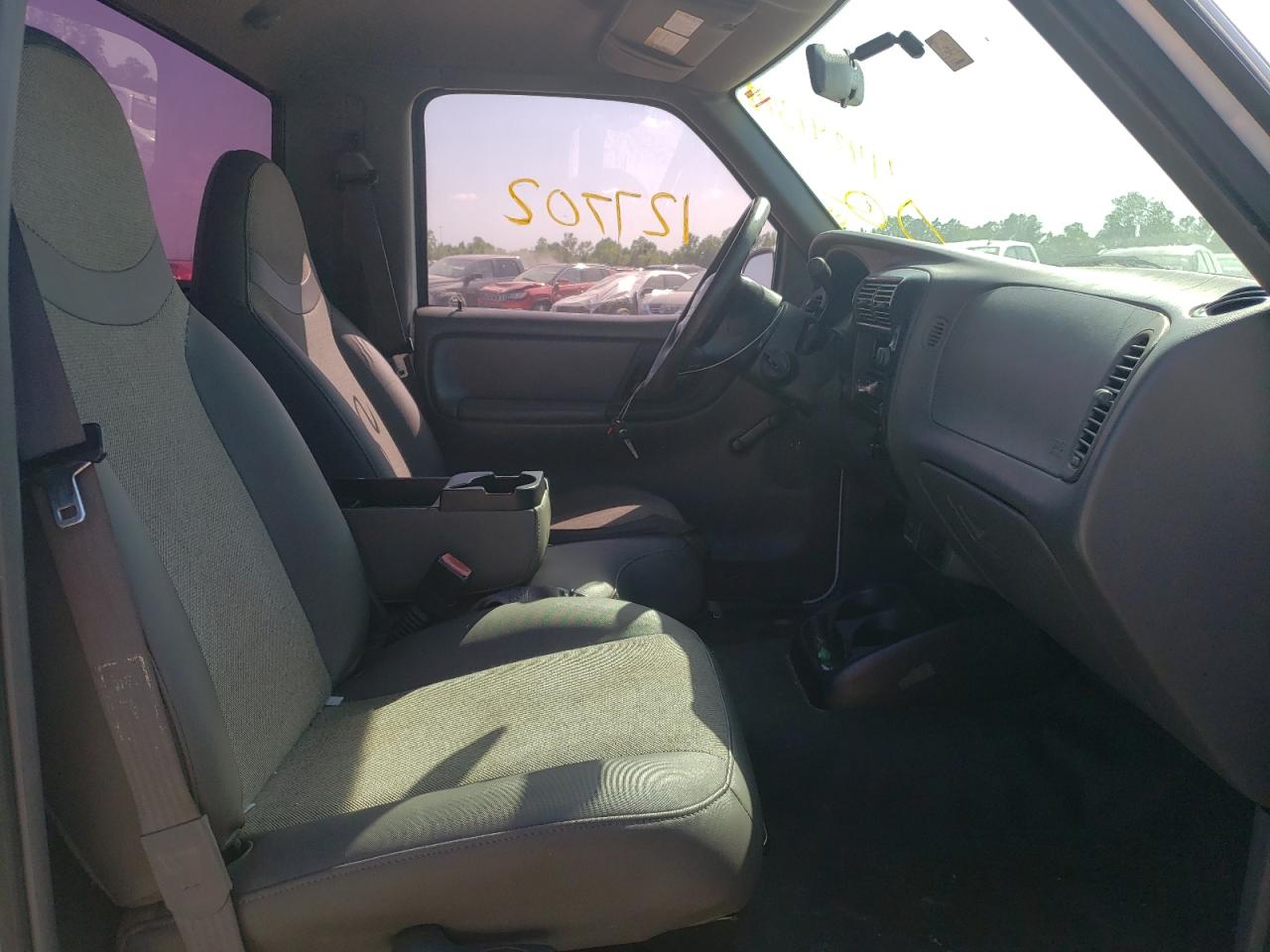 Photo 5 from auction – 2001 FORD RANGER with VIN 1FTYR10U81PB64686