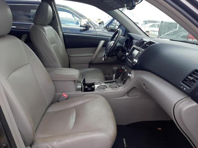 Photo 5 from auction – 2011 TOYOTA HIGHLANDER with VIN 5TDBK3EH8BS044136