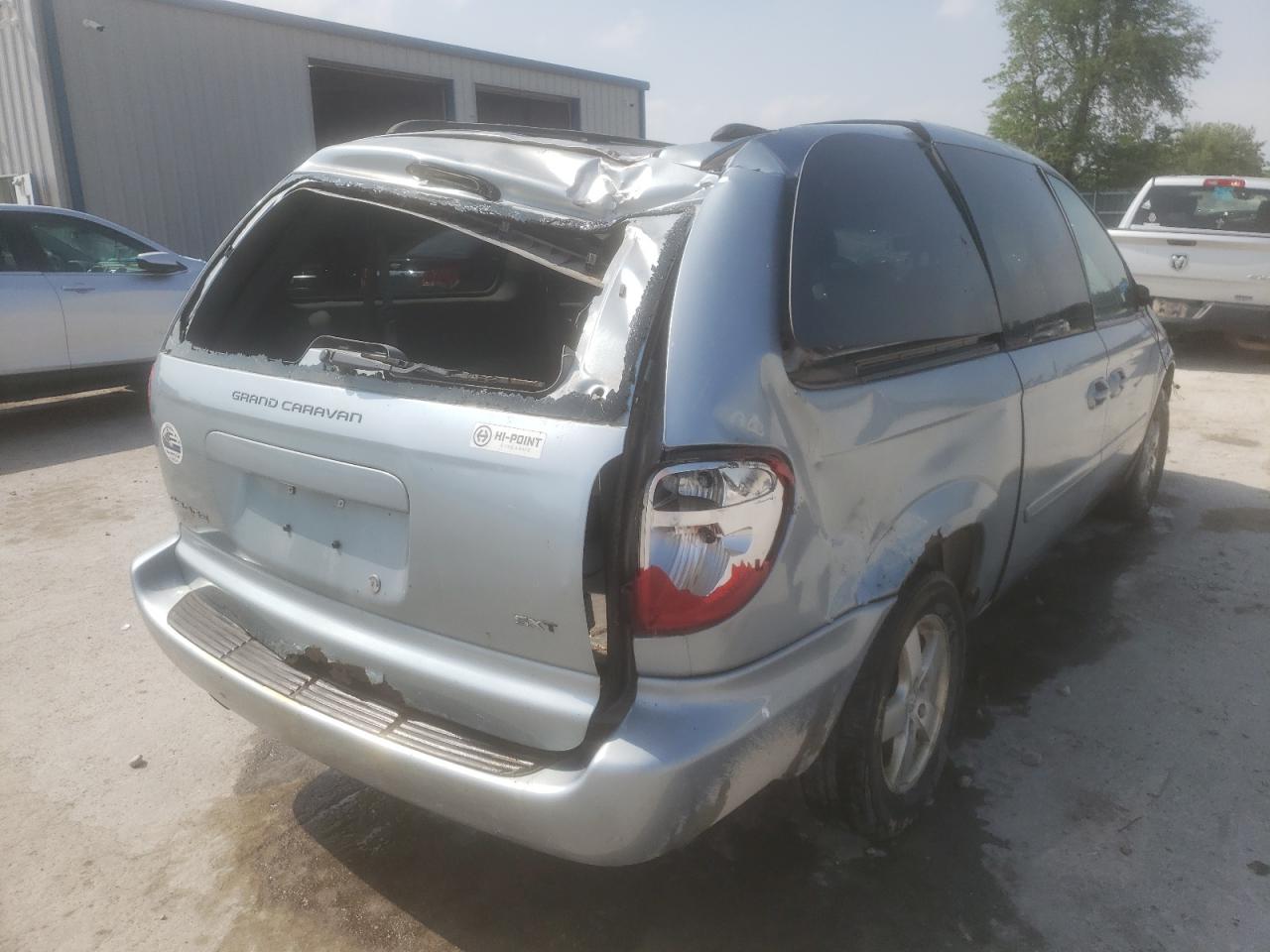 Photo 4 from auction – 2006 DODGE GRAND CARA with VIN 2D4GP44L46R895936