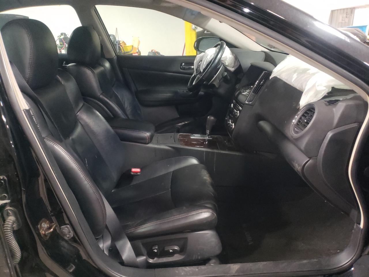 Photo 5 from auction – 2010 NISSAN MAXIMA S with VIN 1N4AA5AP5AC858192