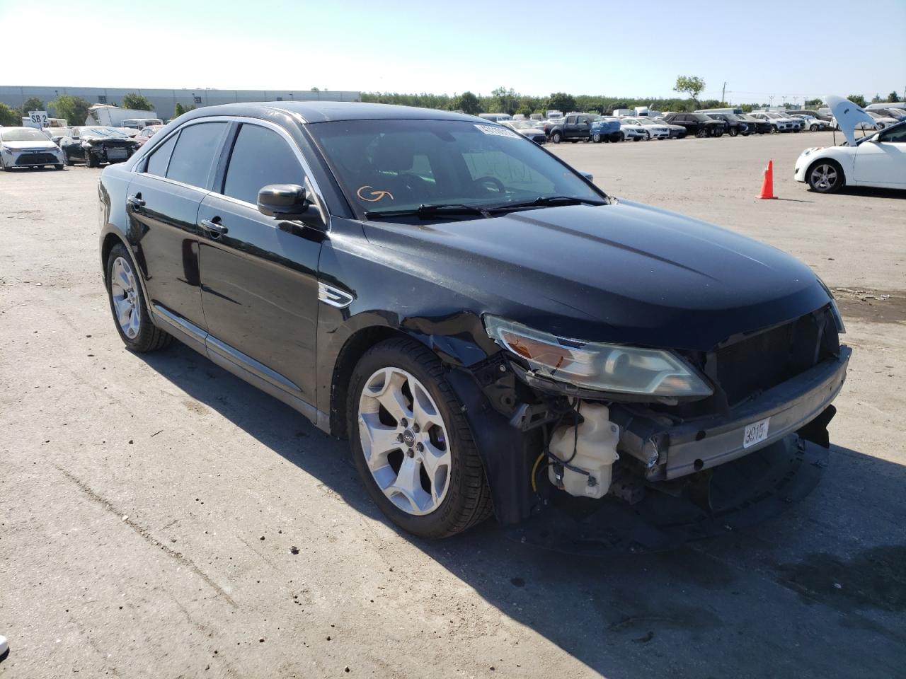 FORD TAURUS SEL 2011 with VIN 1FAHP2EW3BG171235 - Photo from auction