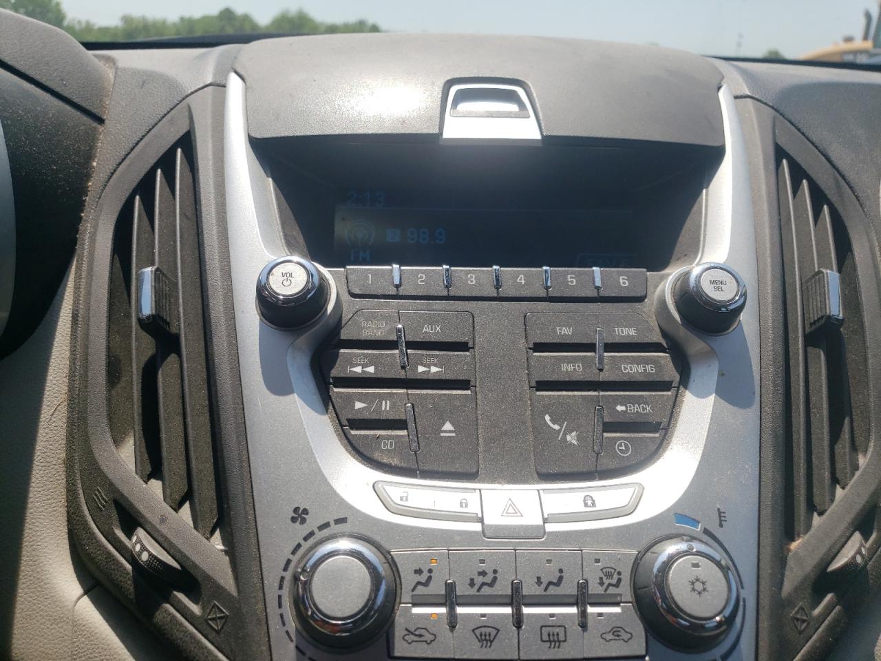 Photo 9 from auction – 2011 CHEVROLET EQUINOX LS with VIN 2GNALBEC8B1150768