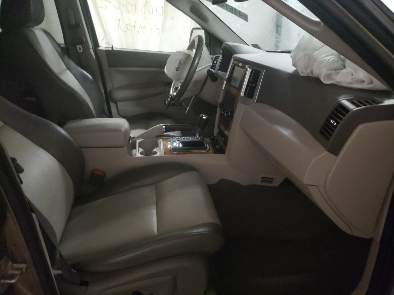 Photo 5 from auction – 2008 JEEP GRAND CHER with VIN 1J8HR58248C221163