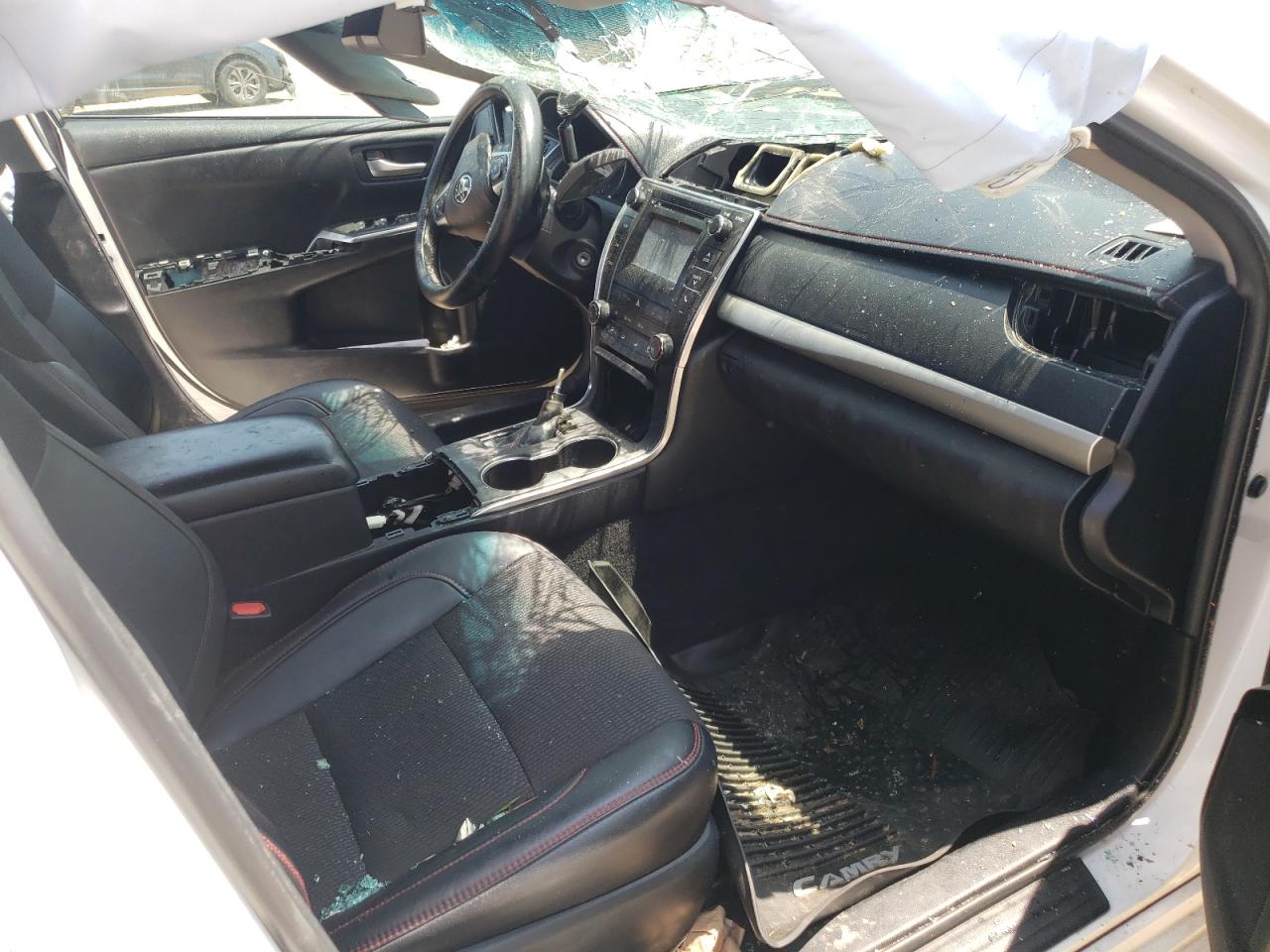 Photo 5 from auction – 2017 TOYOTA CAMRY LE with VIN 4T1BF1FK0HU779079