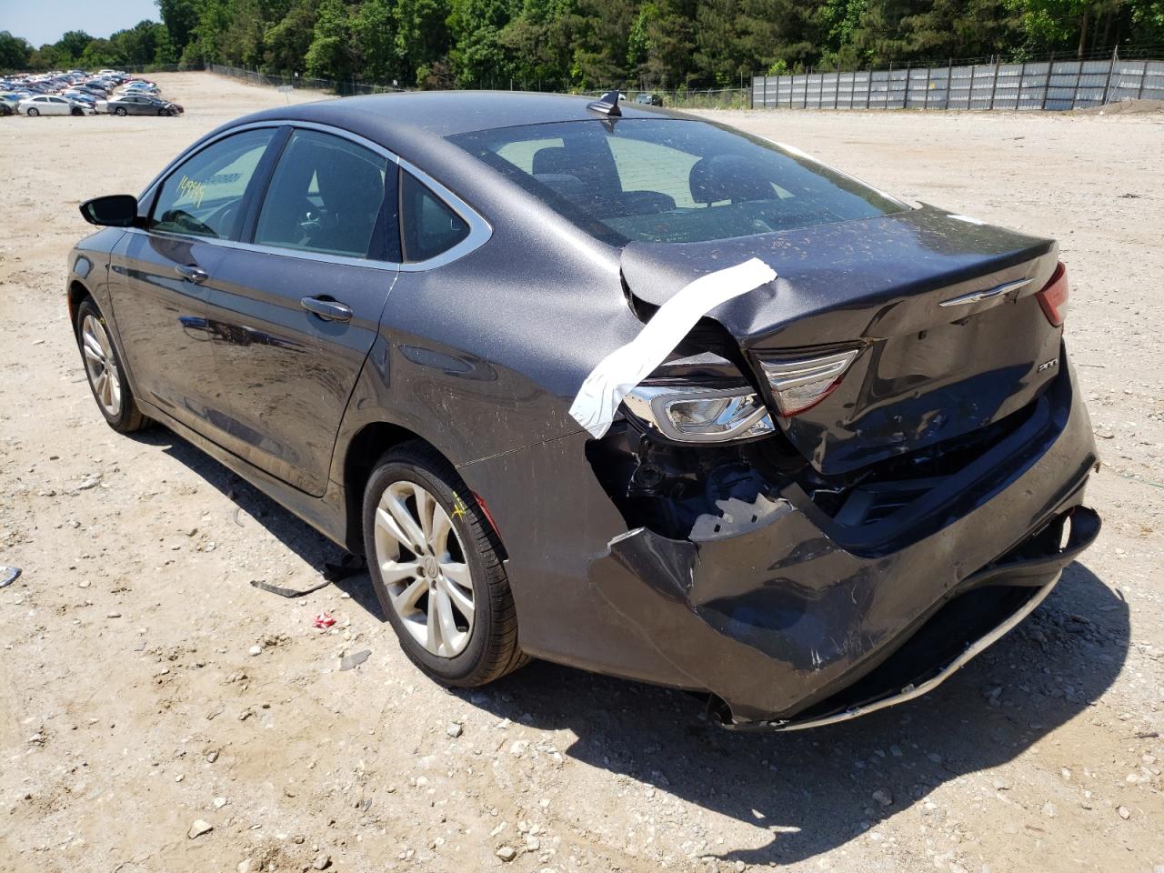 Photo 3 from auction – 2015 CHRYSLER 200 LIMITE with VIN 1C3CCCAB1FN673479