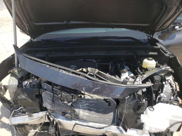 Photo 7 from auction – 2021 TOYOTA HIGHLANDER with VIN 5TDJZRBH2MS158442