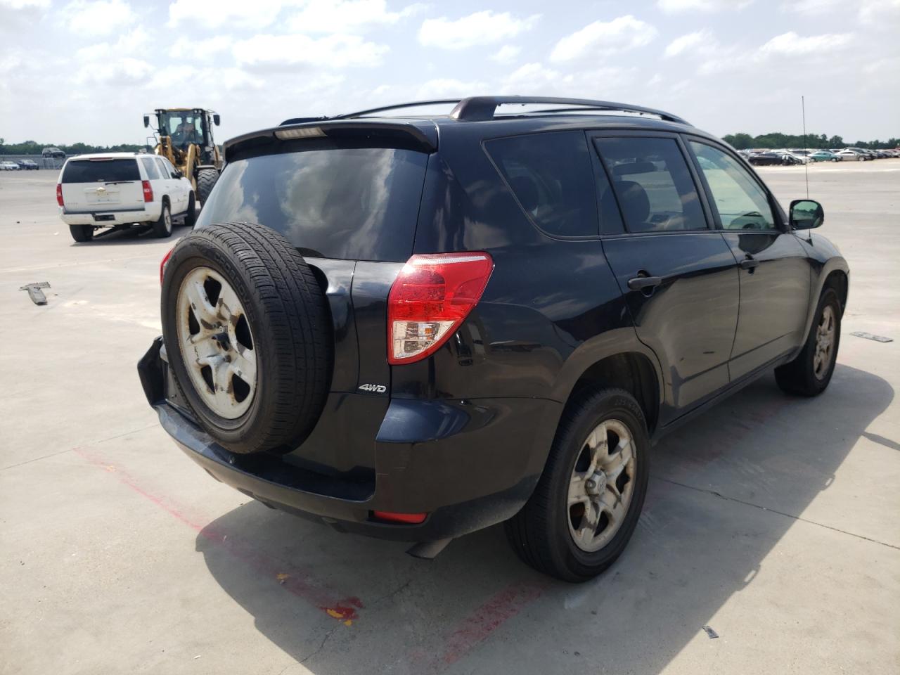 Photo 4 from auction – 2007 TOYOTA RAV4 with VIN JTMBD33V576030401
