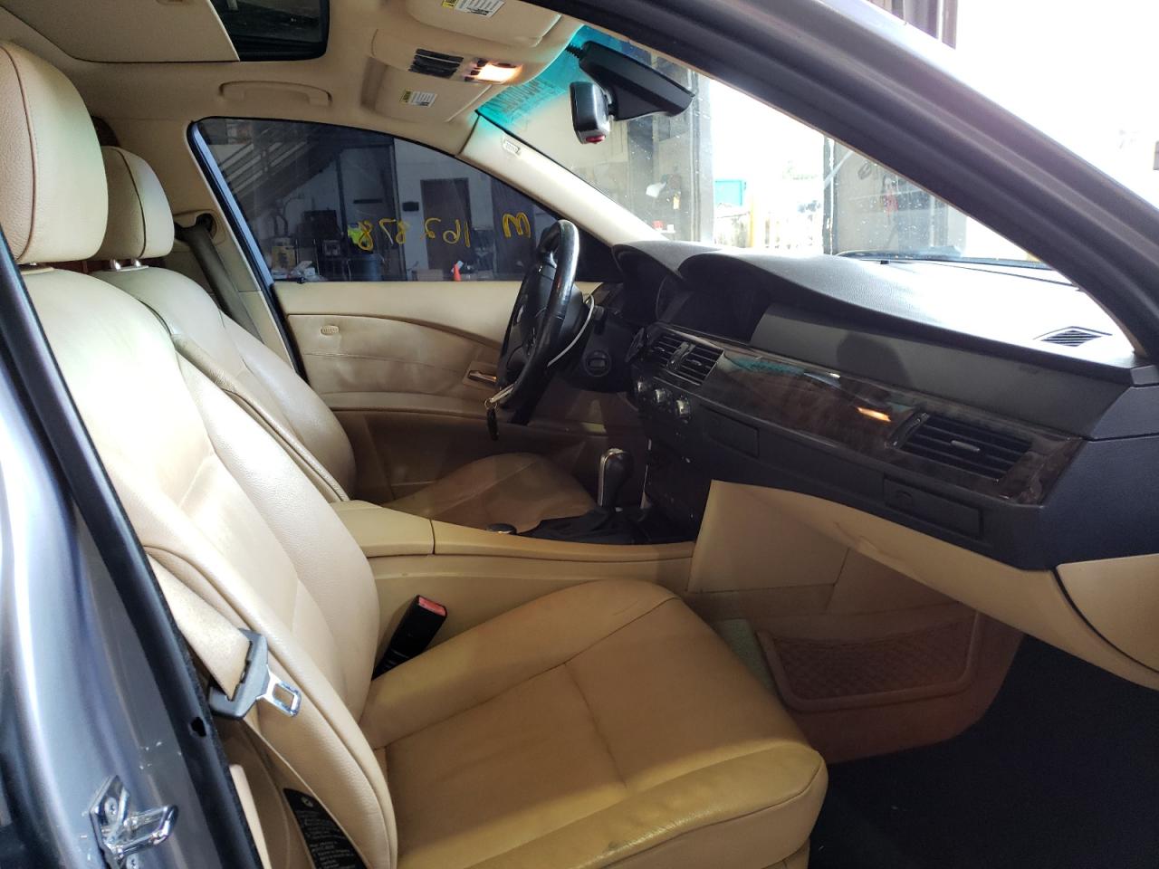 Photo 5 from auction – 2006 BMW 550 I with VIN WBANB53506CP02621