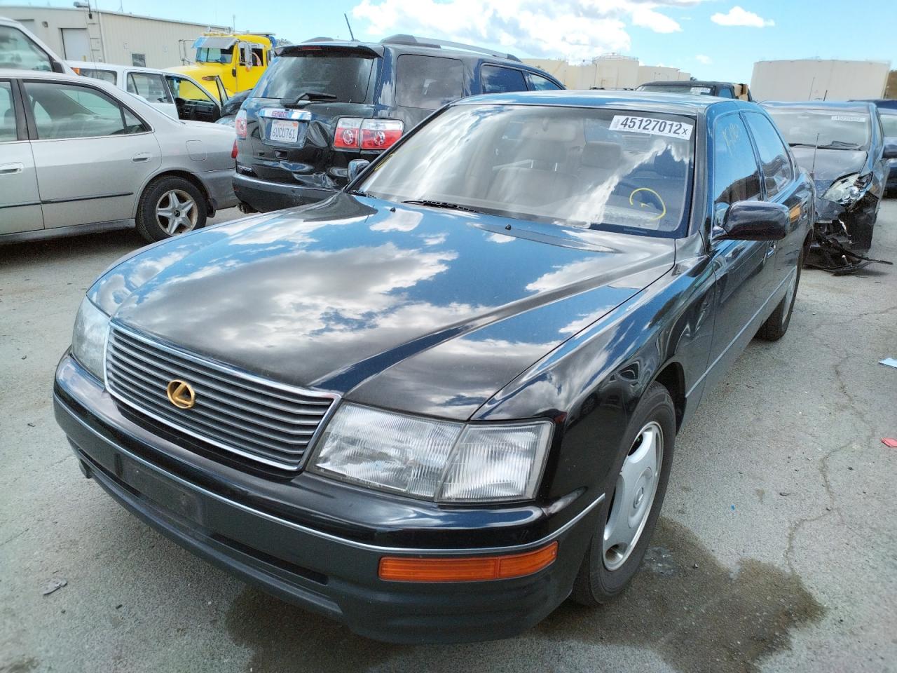 Photo 2 from auction – 1997 LEXUS LS 400 with VIN JT8BH28F1V0095860