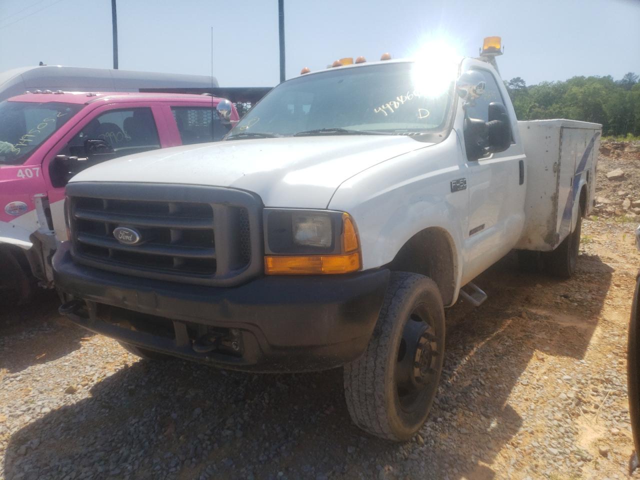 Photo 2 from auction – 2000 FORD F450 SUPER with VIN 1FDXF47F6YEE08785