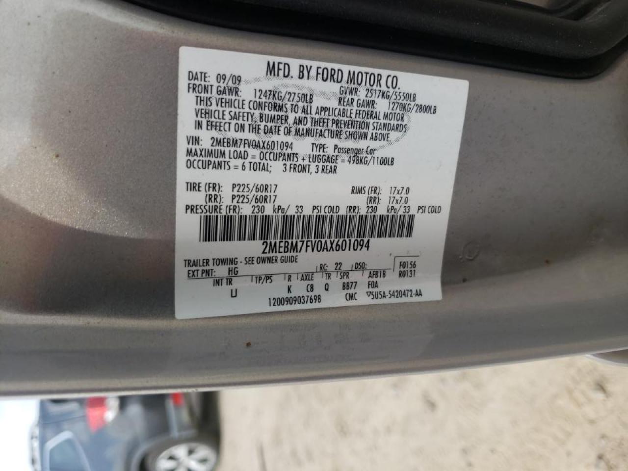 Photo 10 from auction – 2010 MERCURY GRAND MARQ with VIN 2MEBM7FV0AX601094