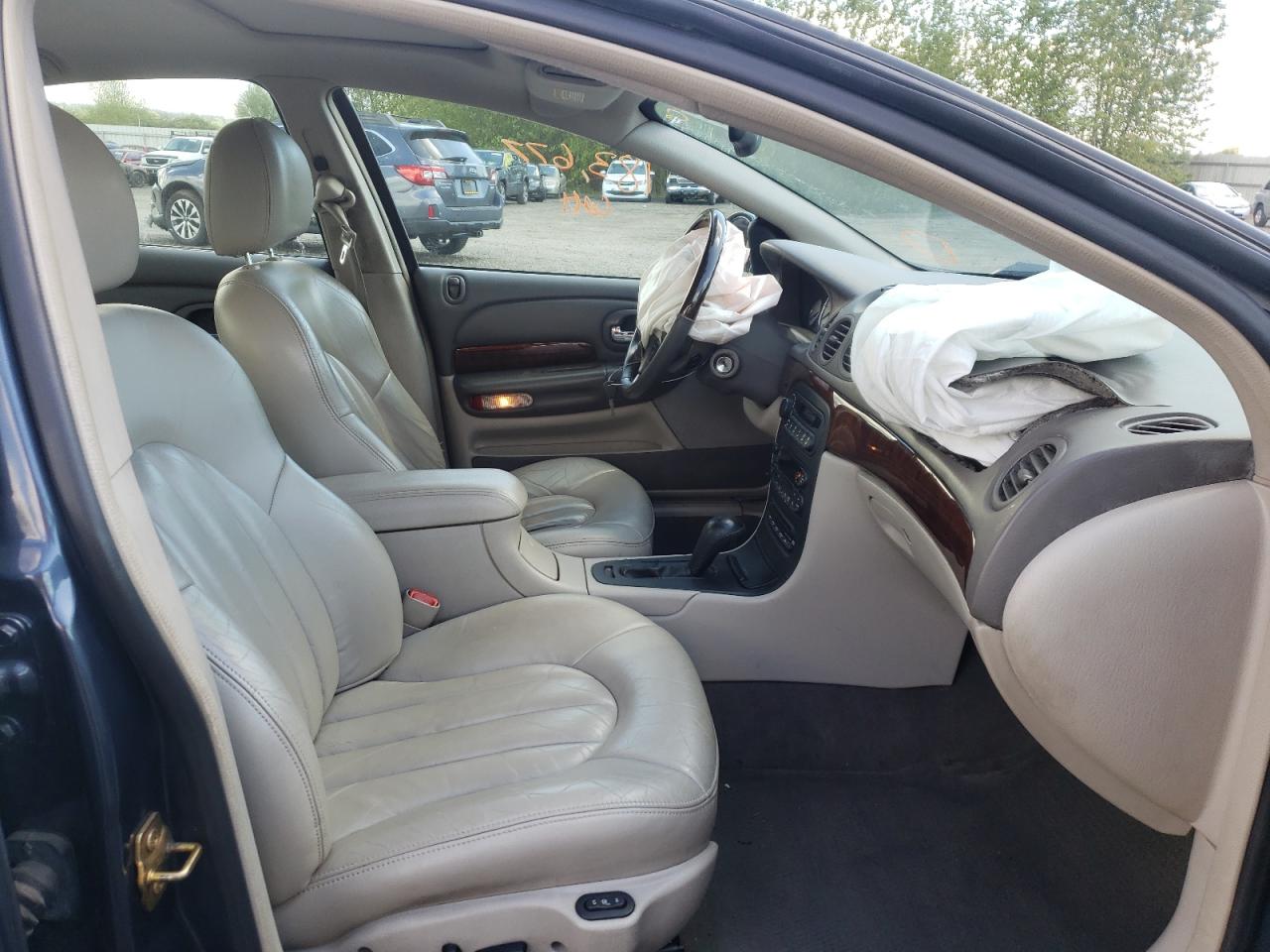 Photo 5 from auction – 2002 CHRYSLER 300M with VIN 2C3HE66G72H166255