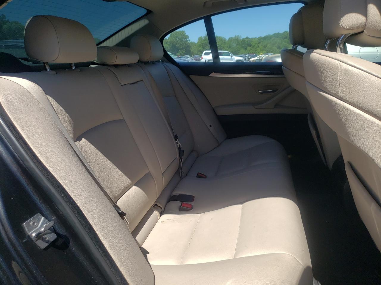 Photo 6 from auction – 2012 BMW 528 XI with VIN WBAXH5C50CDW02340