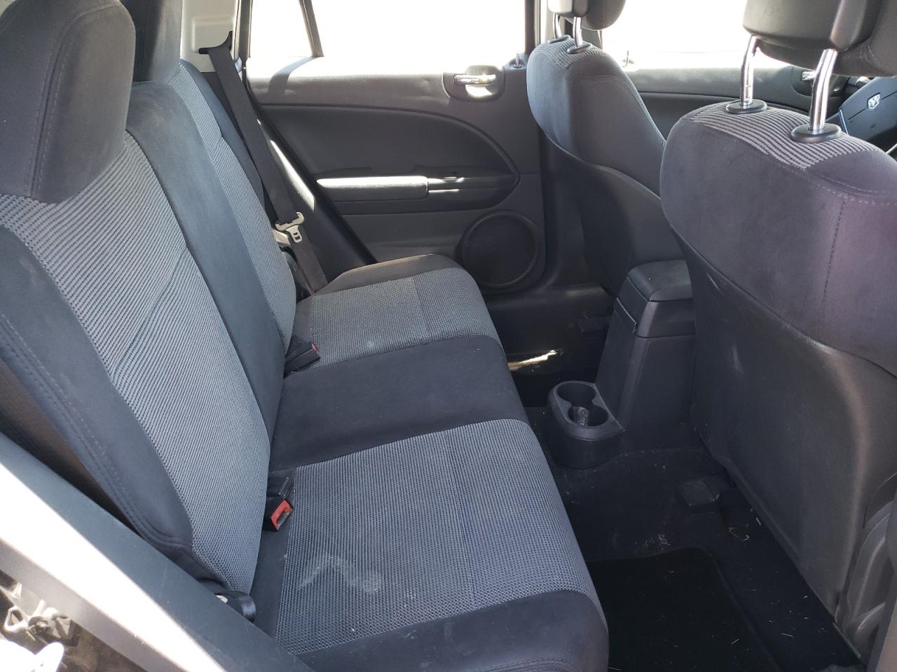 Photo 6 from auction – 2010 DODGE CALIBER SX with VIN 1B3CB4HA4AD661392