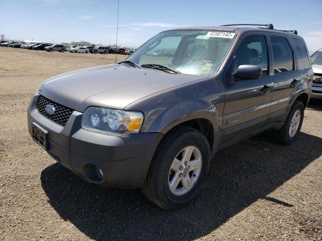 Photo 2 from auction – 2005 FORD ESCAPE HEV with VIN 1FMCU96H25KE00958