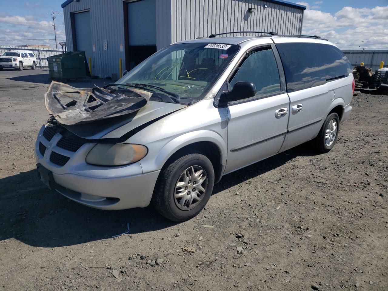 Photo 2 from auction – 2002 DODGE GRAND CARA with VIN 2B4GP44R22R587138