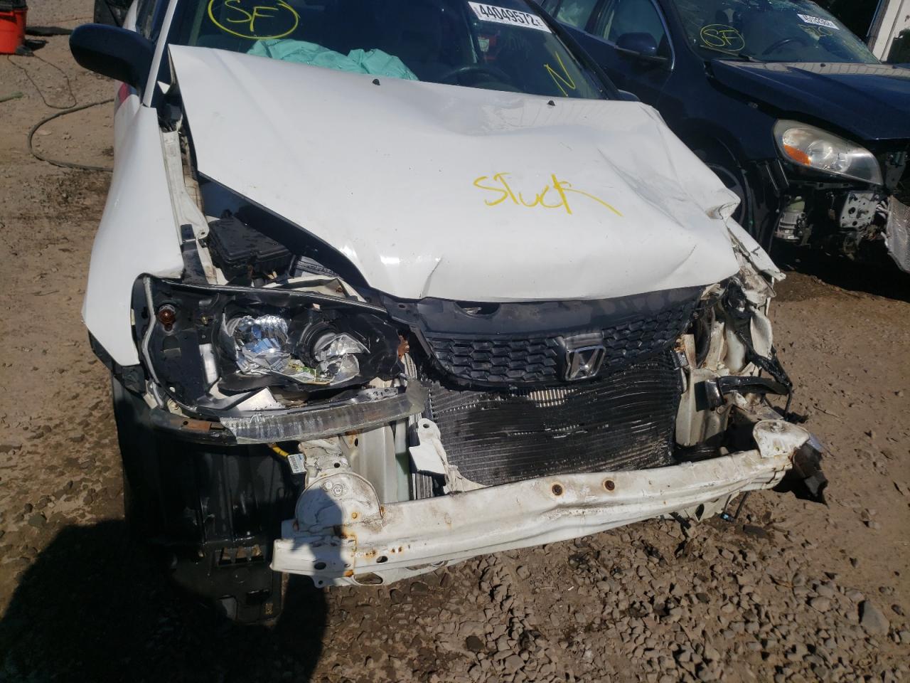 Photo 9 from auction – 2004 HONDA CIVIC LX with VIN 1HGEM22554L001004