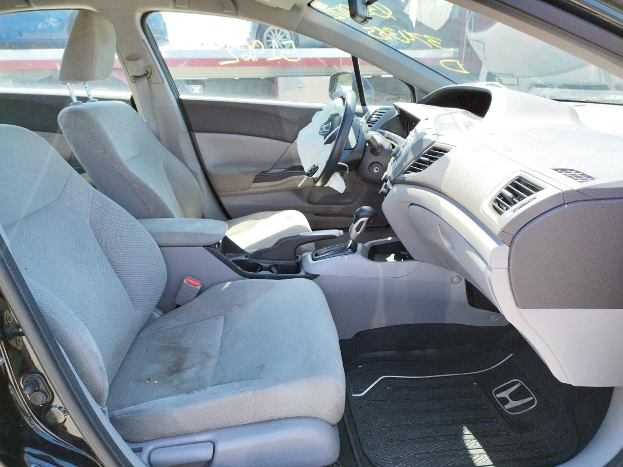 Photo 5 from auction – 2012 HONDA CIVIC LX with VIN 19XFB2F58CE374385