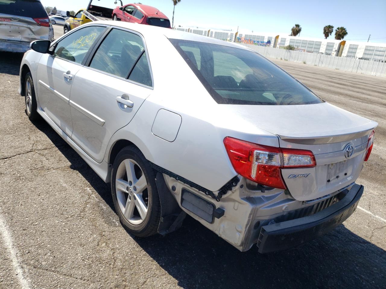 Photo 3 from auction – 2014 TOYOTA CAMRY L with VIN 4T1BF1FK8EU813300
