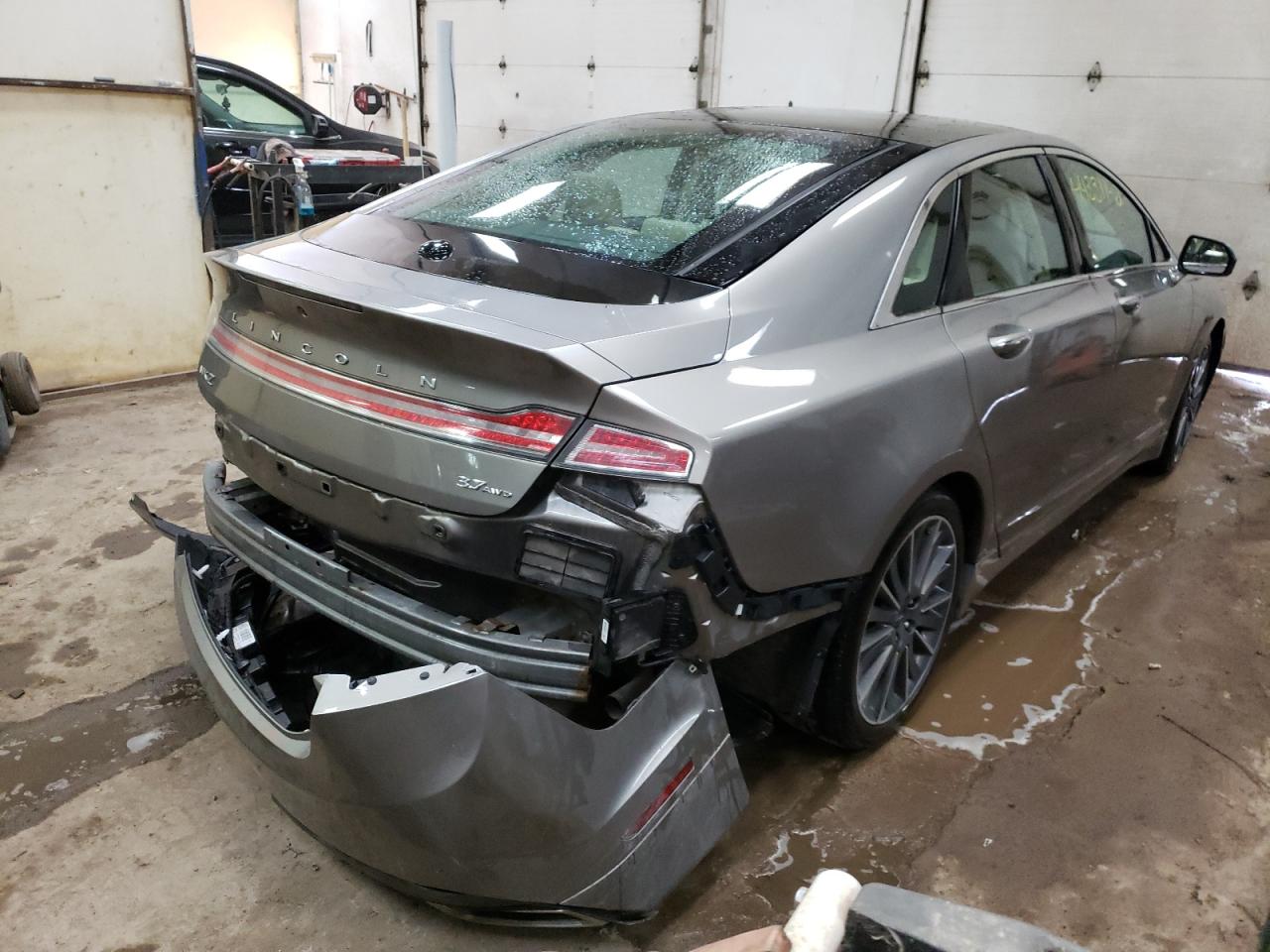 Photo 4 from auction – 2015 LINCOLN MKZ with VIN 3LN6L2JK6FR615587