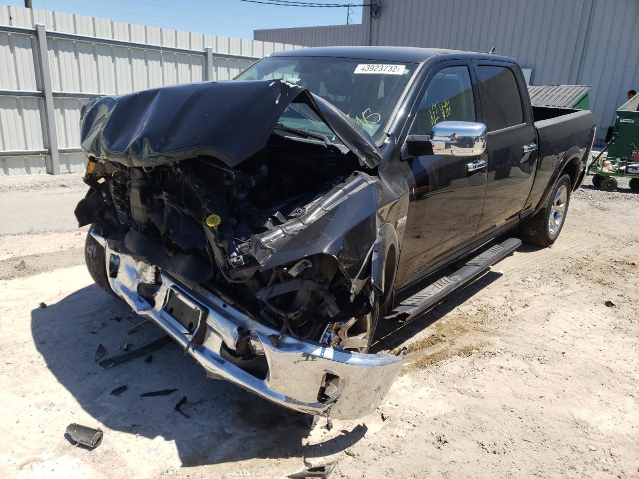 Photo 2 from auction – 2015 RAM 1500 LARAM with VIN 1C6RR7VT8FS642706